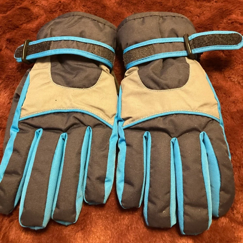 Boys Thermolite warm color block gloves